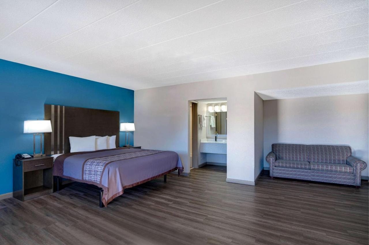 Motel 6 Burlington Zewnętrze zdjęcie
