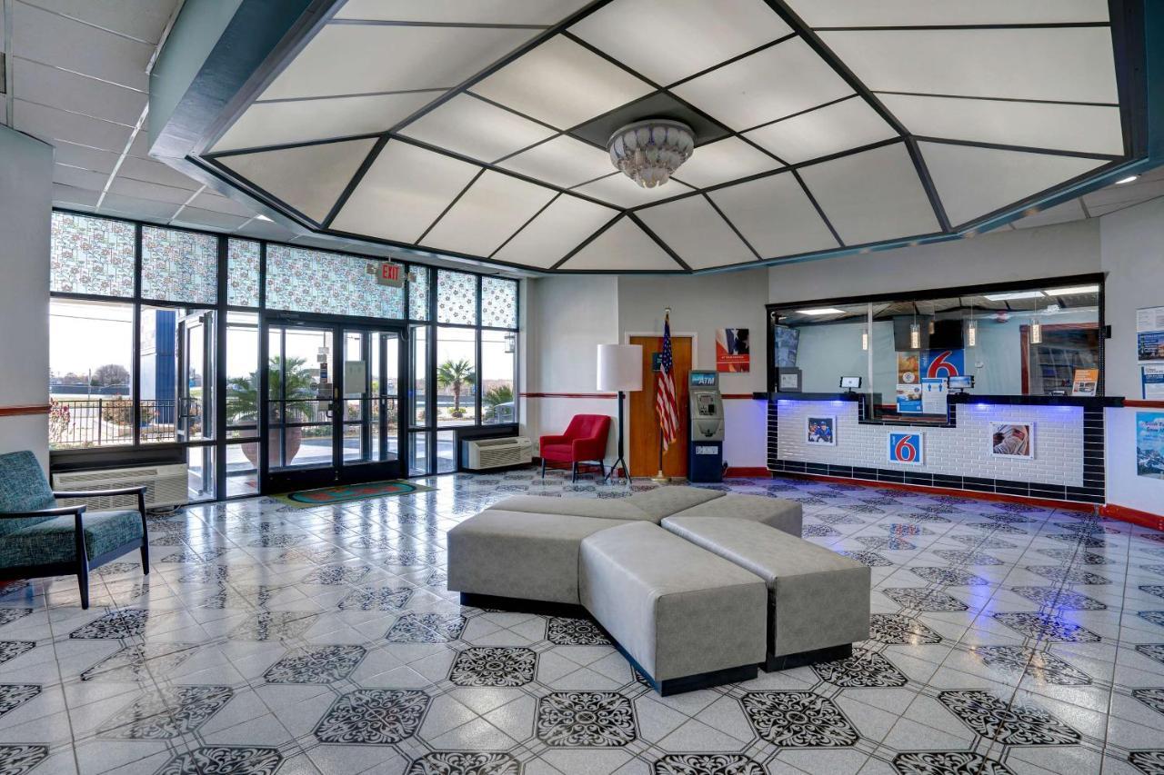 Motel 6 Burlington Zewnętrze zdjęcie