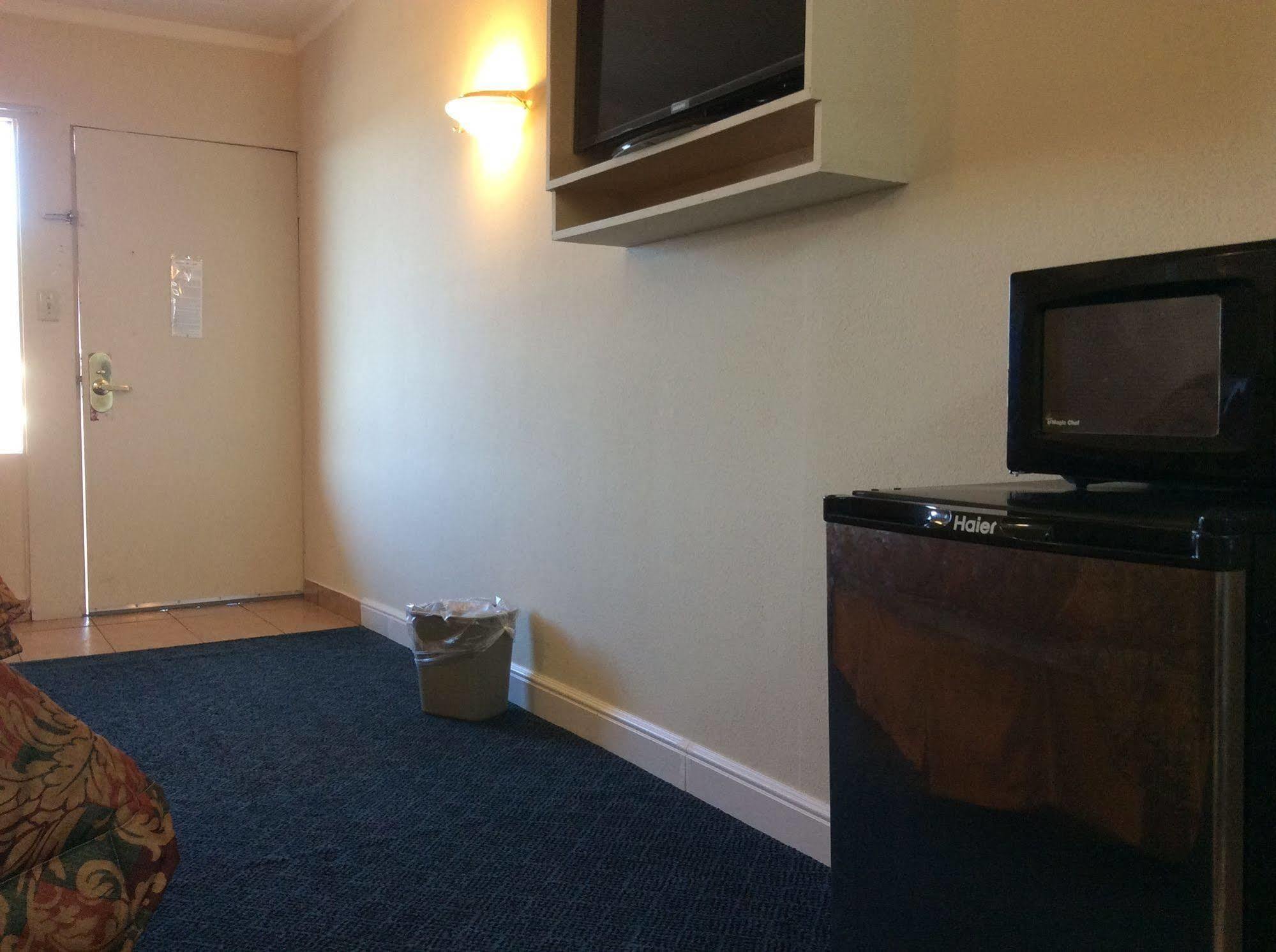 Motel 6 Burlington Zewnętrze zdjęcie