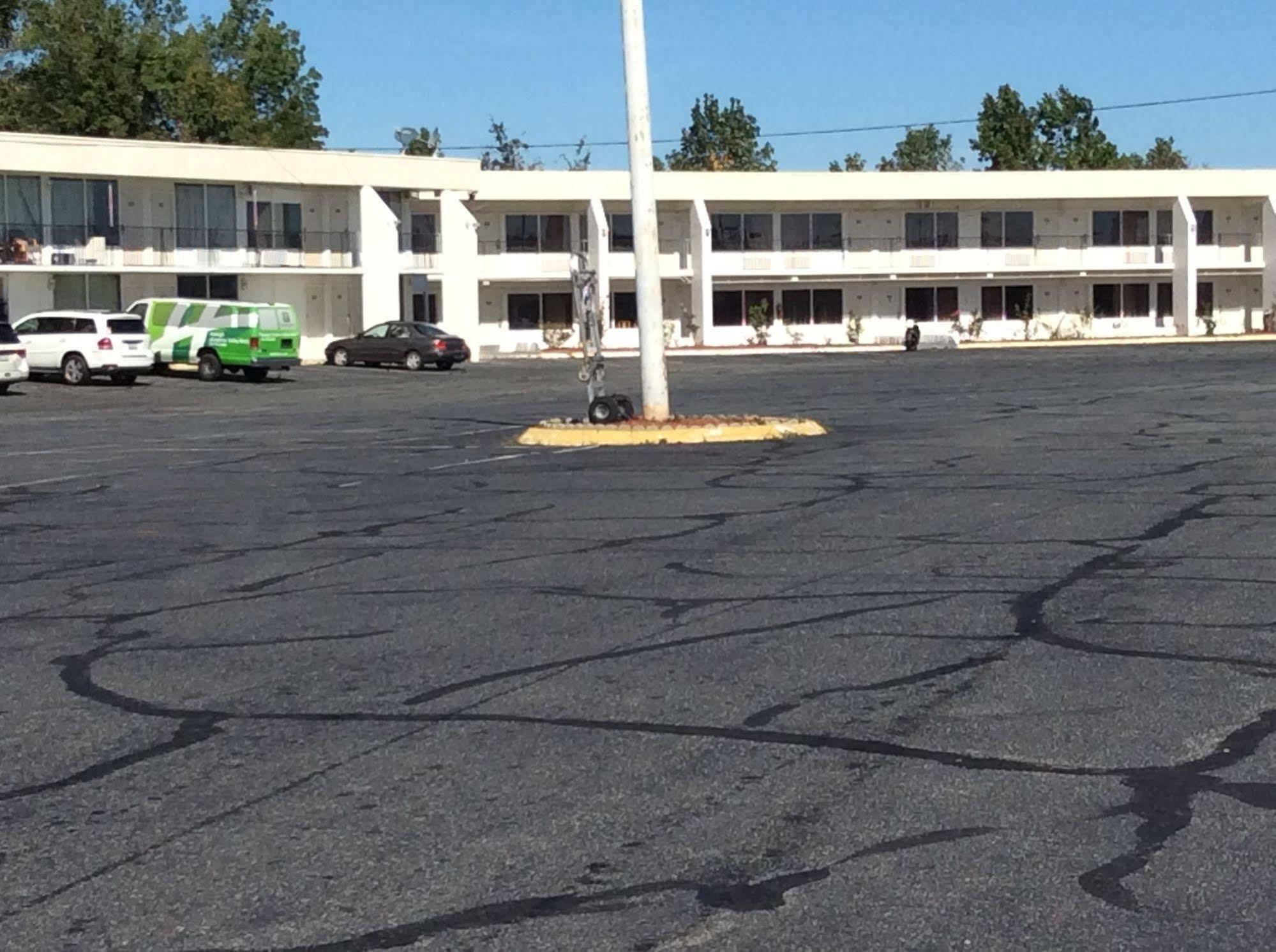 Motel 6 Burlington Zewnętrze zdjęcie
