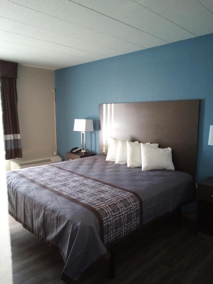 Motel 6 Burlington Zewnętrze zdjęcie
